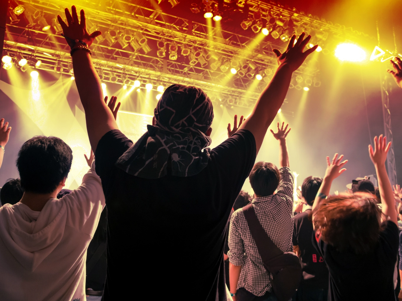 限定スニーカー、在庫が消える前に買いたいのに…