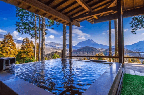 宿泊予約サービス「Relux」